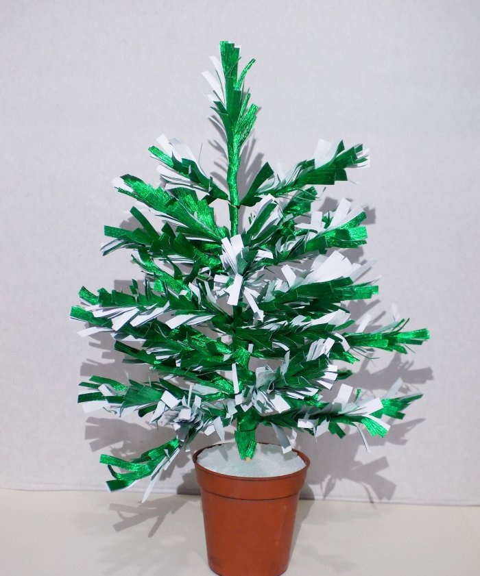 Christmas tree made of metallized crepe paper