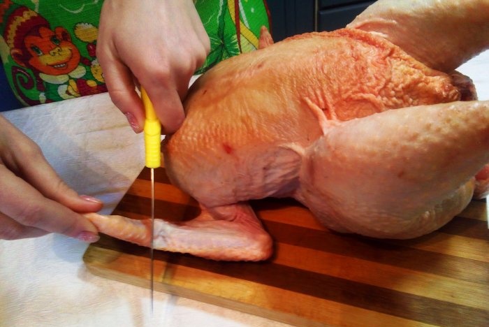 How to cut a chicken into pieces