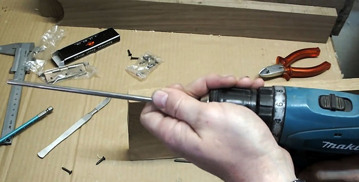 How to remove a broken screw