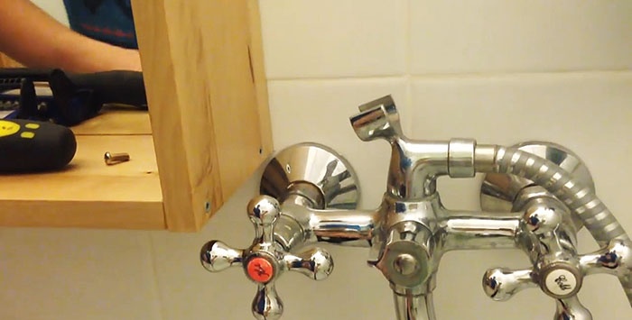 A dripping faucet, how to fix a water leak