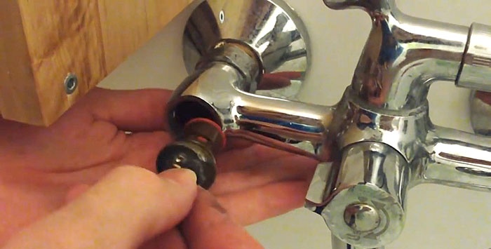 A dripping faucet, how to fix a water leak