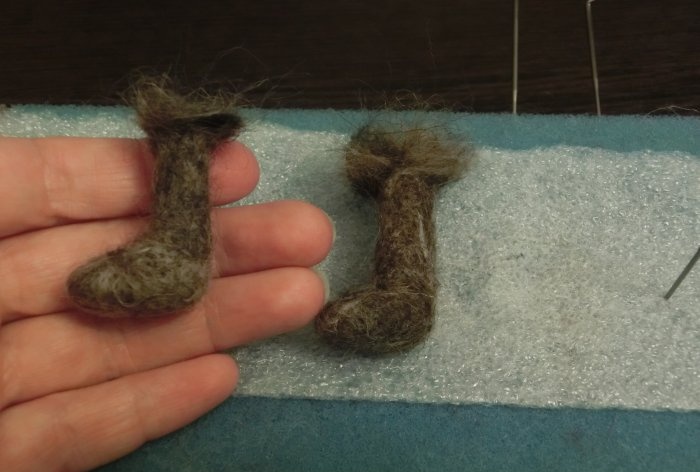 Felted raccoon wool