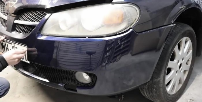 How to repair a crack on a car bumper