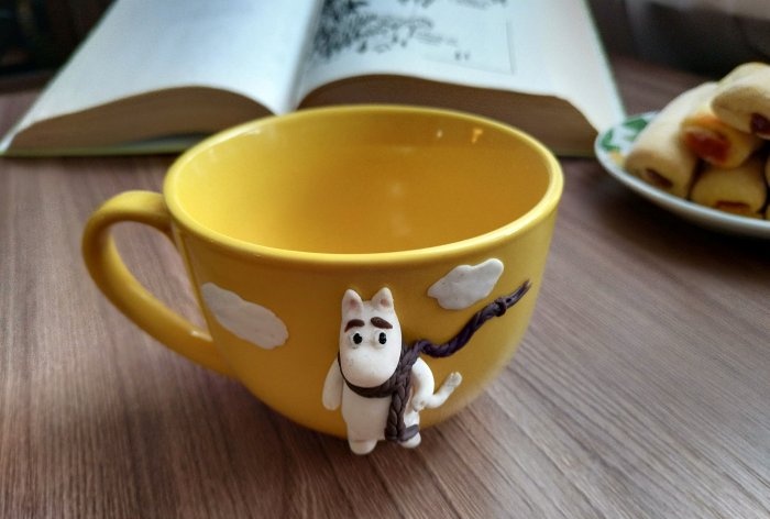 Decor of a mug with polymer clay