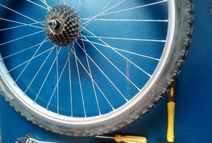 Disassembly, maintenance and assembly of the rear hub and ratchet of the bicycle wheel