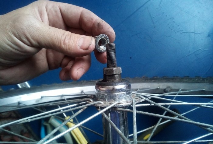 Disassembly, maintenance and assembly of the rear hub and ratchet of the bicycle wheel