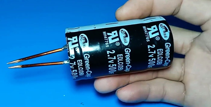 Resistance welding using one supercapacitor