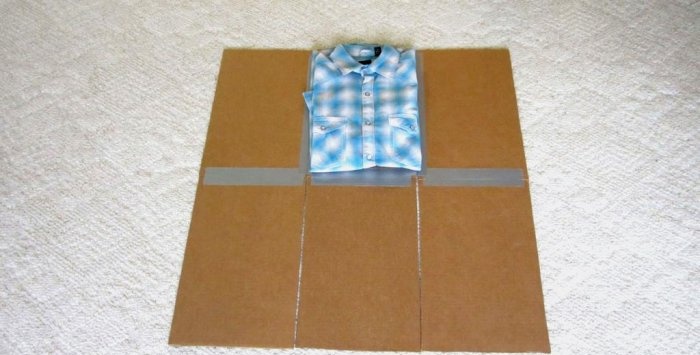 Board for quickly folding clothes