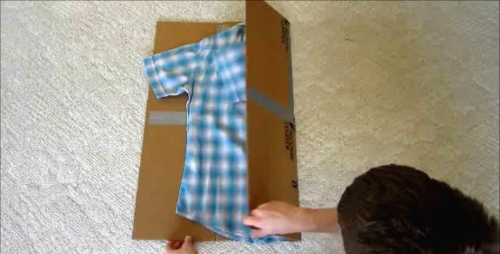 Board for quickly folding clothes