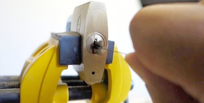 How to remove a broken key from a lock