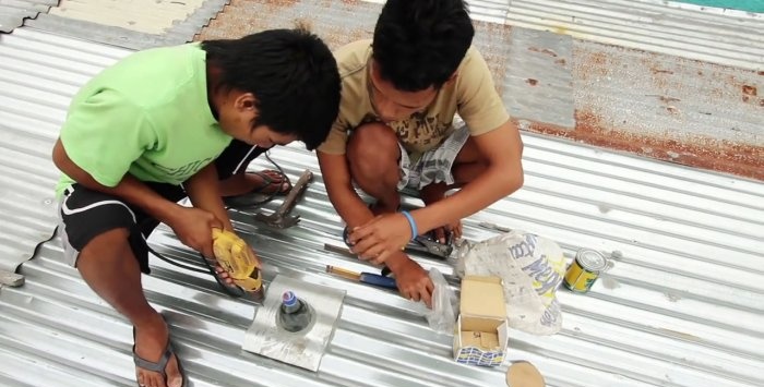 How to make a solar lamp from a bottle