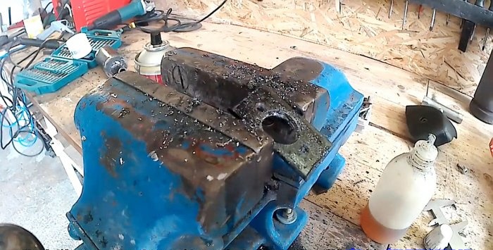 Homemade muffler for brush cutters