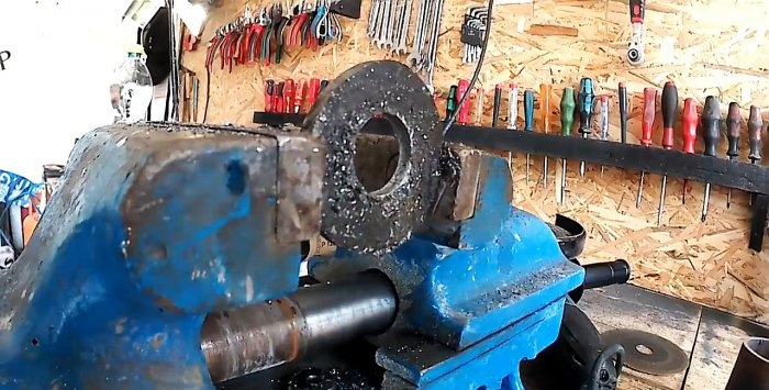 Homemade muffler for brush cutters