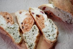 “Three tastes” - the most delicious bread for sandwiches