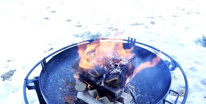 Seven ways to make a fire outdoors