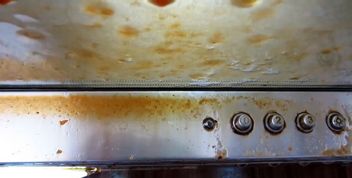 How to get rid of stubborn traces of grease on a kitchen hood in 5 minutes