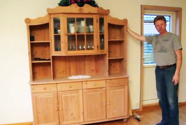 How to easily move heavy furniture alone