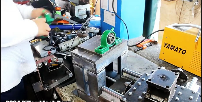 Working design of a homemade lathe