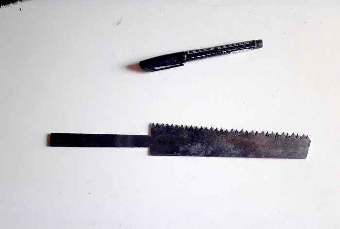 What can be made from a broken hacksaw