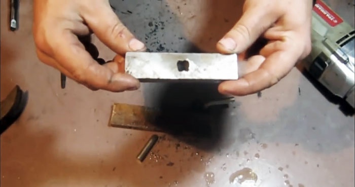 How to make square holes with round drills in a way accessible to everyone