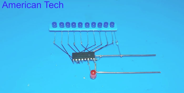 The simplest running lights on just one chip without programming