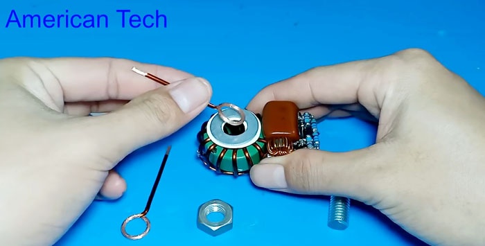 How to make a compact and powerful pulse soldering iron