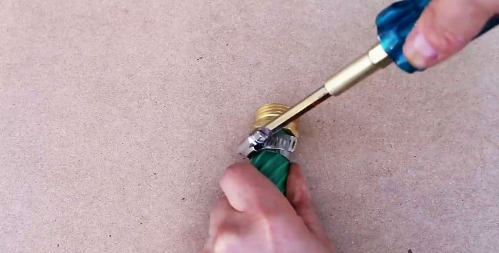 How to Fix a Damaged Garden Hose