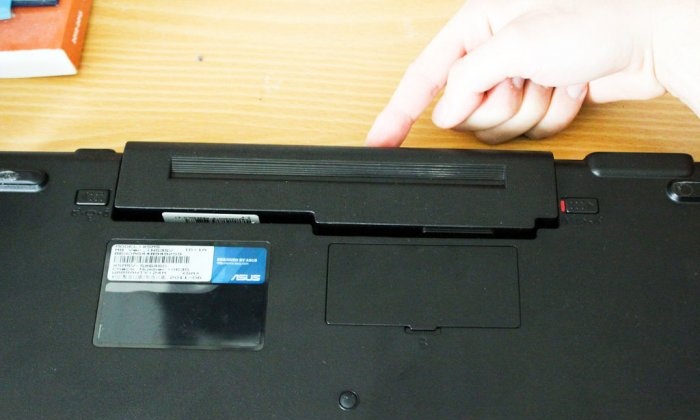 Laptop battery does not charge. We restore it in a simple way.