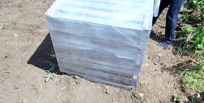 How to quickly make a 1000 liter watering container for almost free