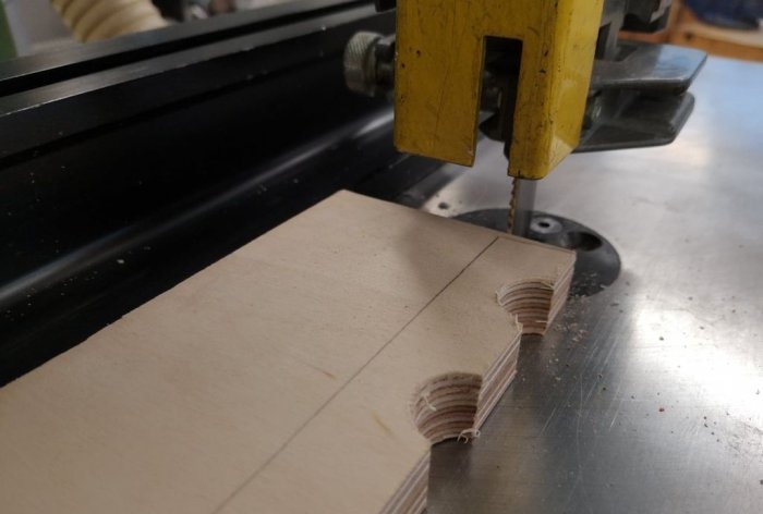 How I made a convenient stand for storing tools in a drawer