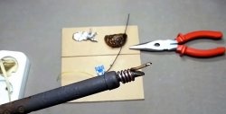 Life hack: how to solder small parts with a soldering iron with a thick tip