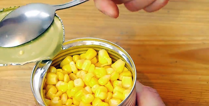 How to open a tin can with a spoon