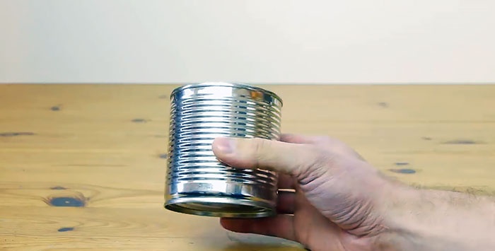 How to open a tin can with a spoon