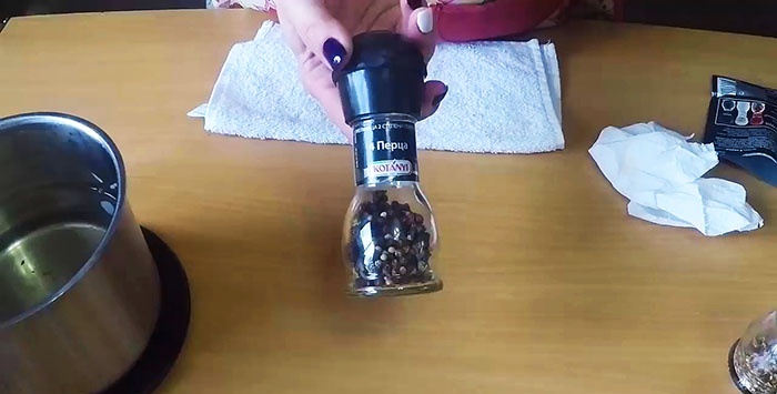 How to Refill a Disposable Spice Grinder