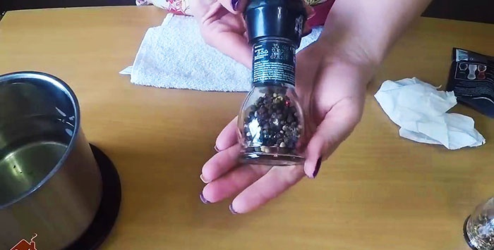 How to Refill a Disposable Spice Grinder