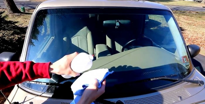 Simple repair of a chip on a car windshield