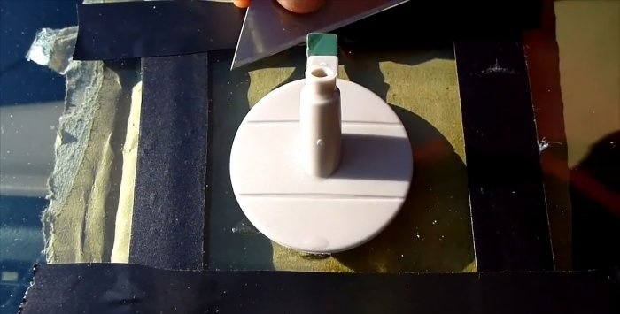 Simple repair of a chip on a car windshield