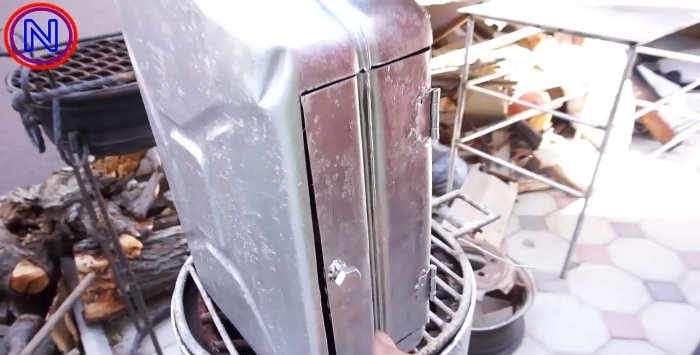 Do-it-yourself portable miracle stove from an old canister