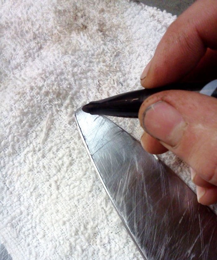 How to repair a kitchen knife with a broken tip