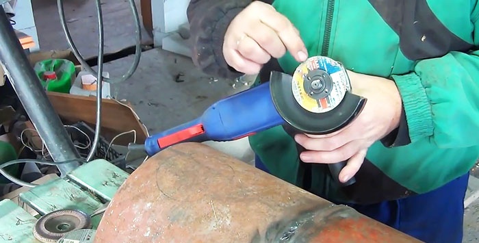 How to cut a straight hole with a grinder