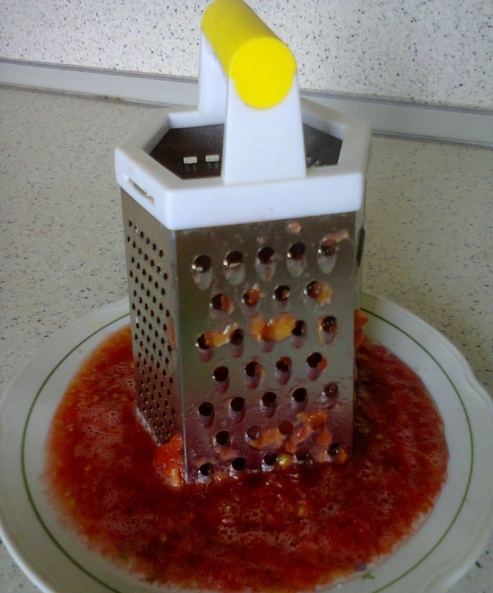 Method for freezing tomatoes