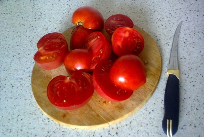 Method for freezing tomatoes