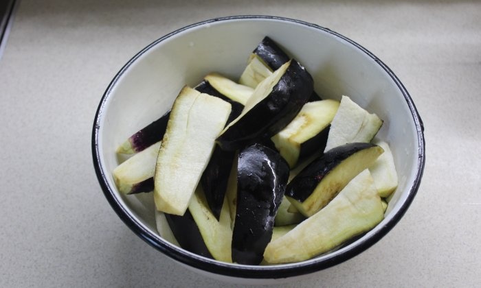 Chinese fried eggplant