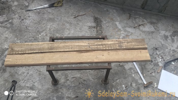 How to make a wooden-plastic bench at almost no cost