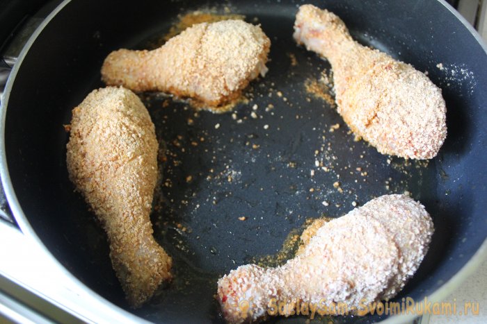 Chicken legs in crispy breading Just like KFC