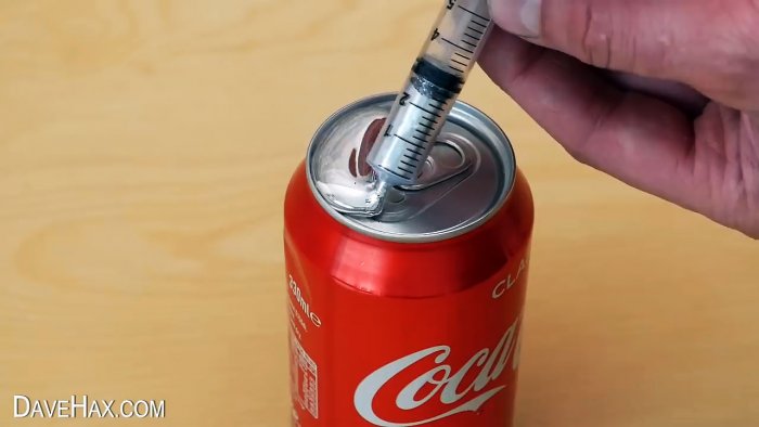 How to pierce an aluminum can with your finger