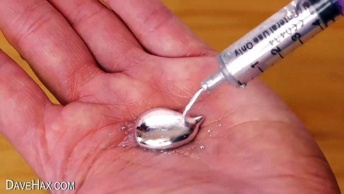 How to pierce an aluminum can with your finger