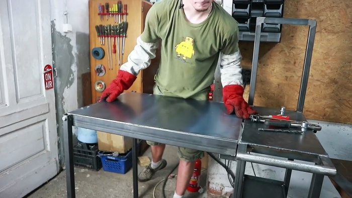 Unique DIY welding trolley with folding table