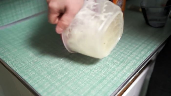 10 Amazing Baking Soda Hacks