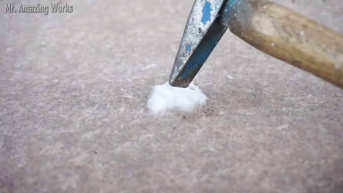 Is the combination of soda and superglue really so reliable? Let's check